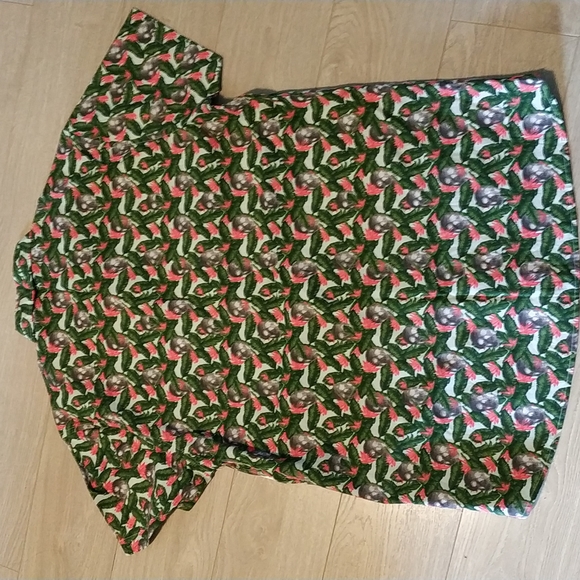 BNWT No Vacancy Men's large button down skull shirt size L - Picture 4 of 6